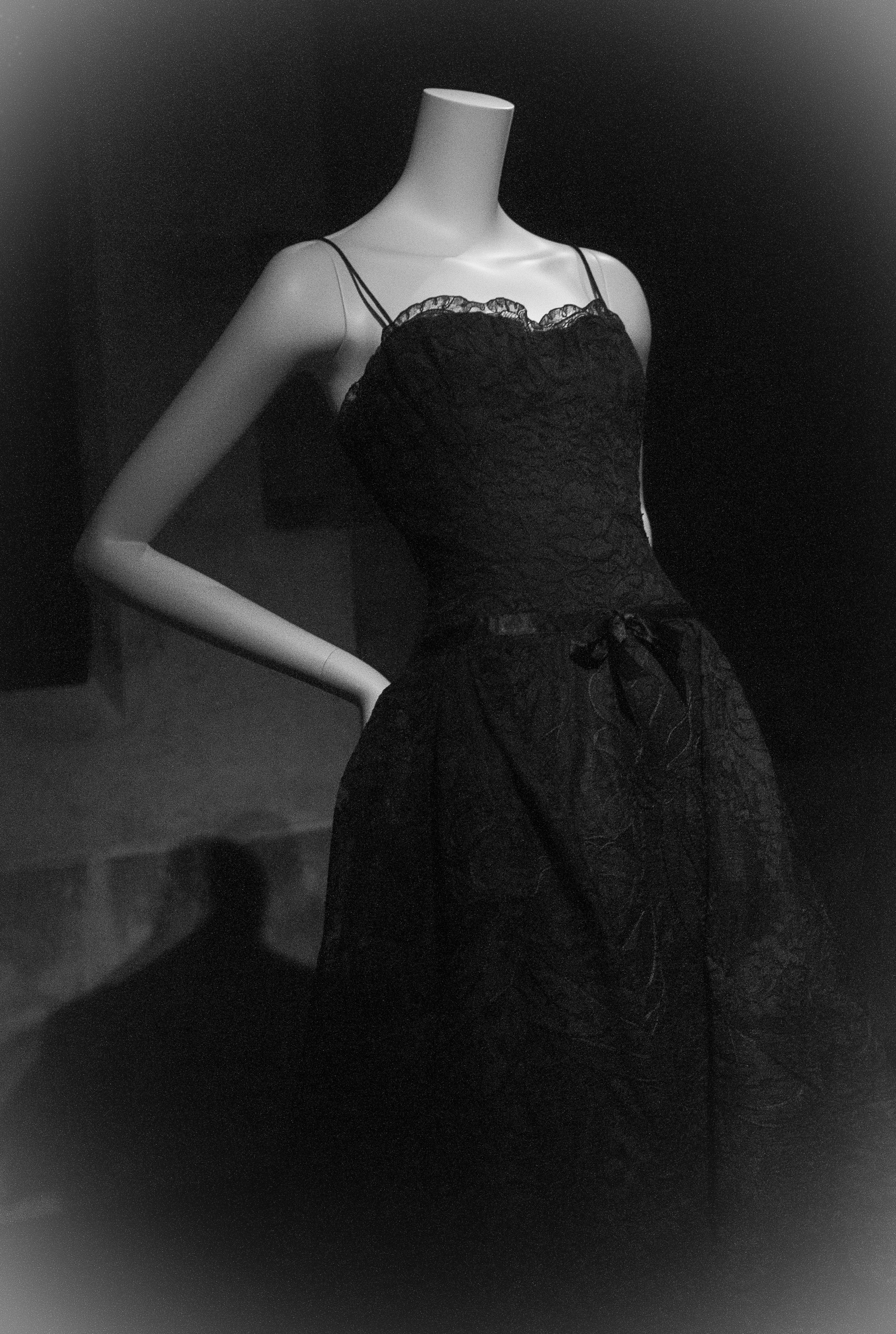 Postwar Dior silhouette